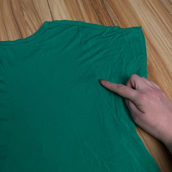 Green Shirt W/ Gathering @ Waist - Picture 3 of 4